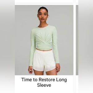 Lululemon Time to Restore Long Sleeve Nulu, green, size 4. Brand new with tags